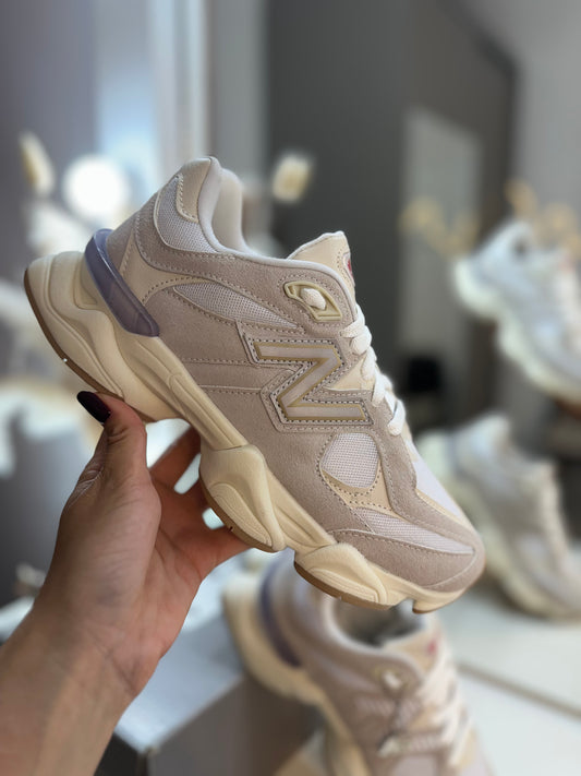 Tênis NB 9060 Branco Gelo e Bege – Conforto, Estilo e Performance